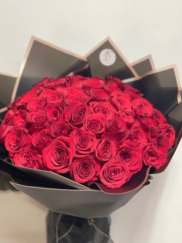 Hand-Tied Roses Deluxe - Image 14